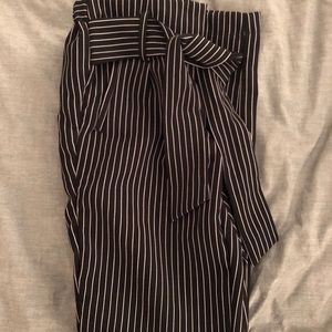 Paperbag Waist Striped Pants w Waist Tie
